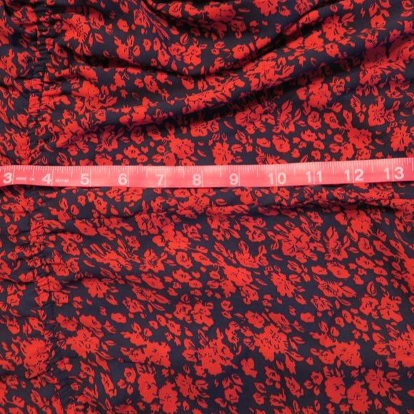 Express Floral Off the Shoulder Crop Top - Picture 3 of 8